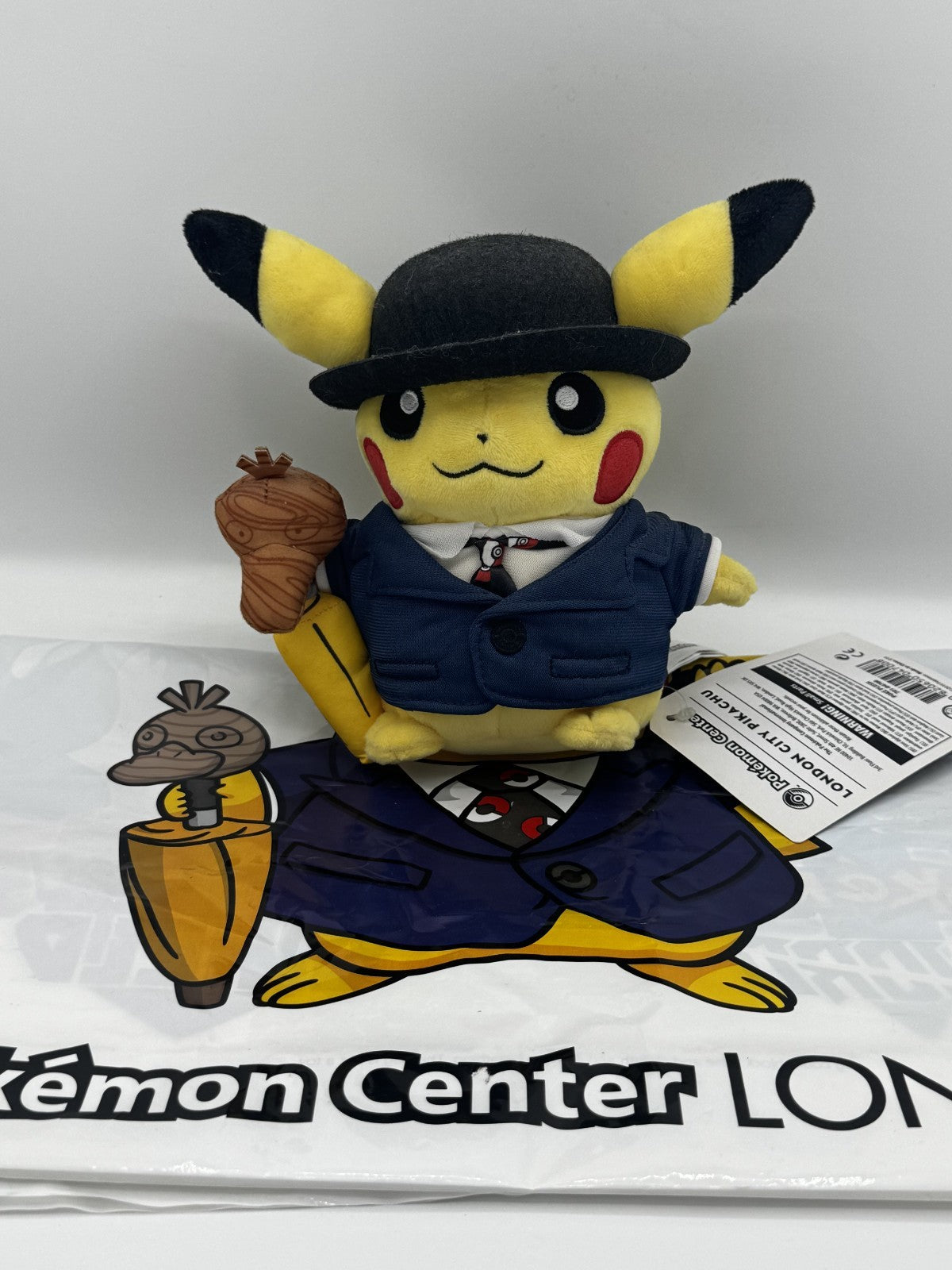 Pikachu Peluche Pokemon Center Exlusive UK - New - Nuovo con etichetta