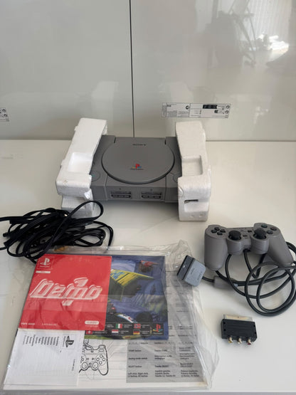 CONSOLE SONY PLAYSTATION 1 PS1 SCPH-7502 C - COMPLETA - MANUALI SIGILLATI NUOVI